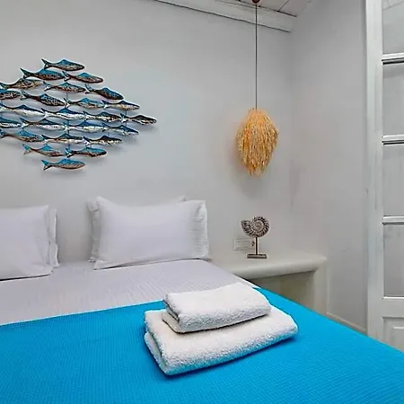 Evlalia & Hotel Glossa